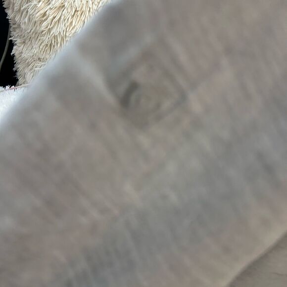 EXPRESS Rayon button Down, roll up sleeve top - Picture 3 of 4